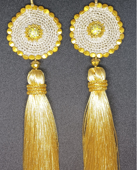 Háčkované dizajnové náušnice "Nádych luxusu"